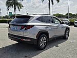 Used 2024 HYUNDAI TUCSON HYBRID BLUE AWD in DAVIE, FLORIDA (Photo 7)