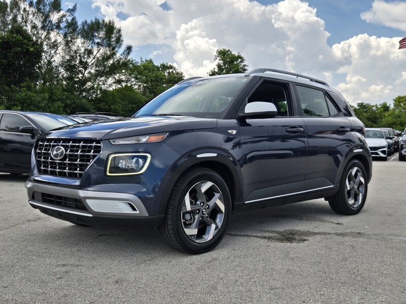 Used 2023 HYUNDAI VENUE LIMITED IVT in DAVIE, FLORIDA