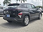 Used 2024 HYUNDAI KONA SE FWD in DAVIE, FLORIDA (Photo 6)