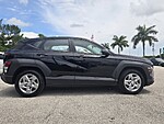 Used 2024 HYUNDAI KONA SE FWD in DAVIE, FLORIDA (Photo 7)