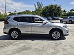 Used 2019 NISSAN ROGUE FWD SV in DAVIE, FLORIDA (Photo 4)