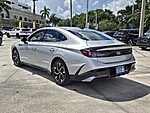Used 2024 HYUNDAI SONATA SEL 2.5L FWD in DAVIE, FLORIDA (Photo 4)
