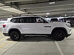 Used 2024 Volkswagen Atlas 2.0T PEAK EDITION SEL 4MOTION in DAVIE, FLORIDA (Photo 5)