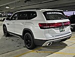 Used 2024 Volkswagen Atlas 2.0T PEAK EDITION SEL 4MOTION in DAVIE, FLORIDA (Photo 8)