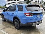 Used 2025 Honda Pilot TRAILSPORT AWD in DAVIE, FLORIDA (Photo 4)