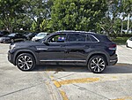 Used 2024 Volkswagen Atlas Cross Sport 2.0T SEL PREMIUM R-LINE 4MOTION in DAVIE, FLORIDA (Photo 3)