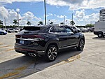 Used 2024 Volkswagen Atlas Cross Sport 2.0T SEL PREMIUM R-LINE 4MOTION in DAVIE, FLORIDA (Photo 6)