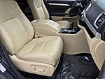 Used 2018 TOYOTA HIGHLANDER XLE V6 FWD in DAVIE, FLORIDA (Photo 16)