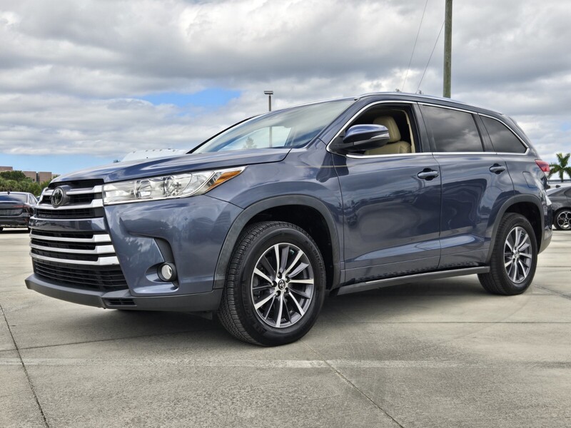 Used 2018 TOYOTA HIGHLANDER XLE V6 FWD in DAVIE, FLORIDA