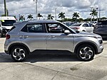 Used 2024 HYUNDAI VENUE SEL IVT in DAVIE, FLORIDA (Photo 7)