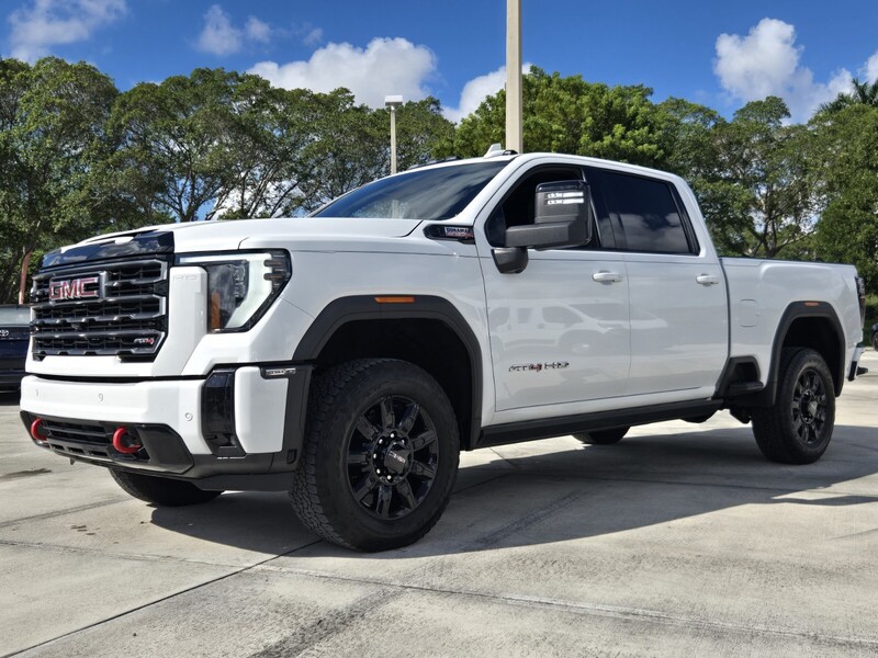 Used 2025 GMC SIERRA 2500 4WD CREW CAB 159