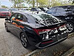 Used 2024 HYUNDAI ELANTRA LIMITED IVT in DAVIE, FLORIDA (Photo 7)