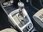 Used 2024 HYUNDAI VENUE LIMITED in PLANTATION, FLORIDA (Photo 17)