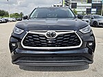 Used 2020 TOYOTA HIGHLANDER XLE in PLANTATION, FLORIDA (Photo 4)
