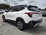 Used 2024 KIA SELTOS S in PLANTATION, FLORIDA (Photo 6)