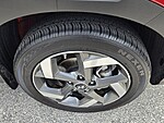 Used 2024 HYUNDAI VENUE LIMITED in PLANTATION, FLORIDA (Photo 16)