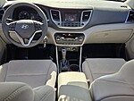 Used 2017 HYUNDAI TUCSON SE in PLANTATION, FLORIDA (Photo 11)