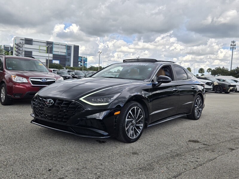 Used 2023 HYUNDAI SONATA LIMITED in PLANTATION, FLORIDA