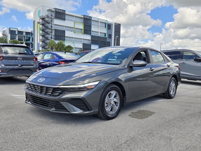 Used 2025 HYUNDAI ELANTRA SE in PLANTATION, FLORIDA