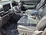 Used 2024 KIA TELLURIDE S in PLANTATION, FLORIDA (Photo 9)