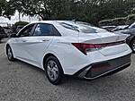 Used 2025 HYUNDAI ELANTRA SE in PLANTATION, FLORIDA (Photo 6)