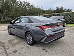 Used 2024 HYUNDAI ELANTRA SEL in PLANTATION, FLORIDA (Photo 6)