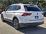 Used 2023 Volkswagen Tiguan SE in PLANTATION, FLORIDA (Photo 7)