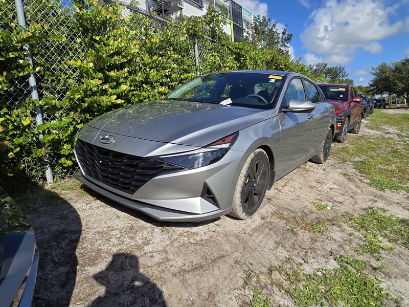Used 2023 HYUNDAI ELANTRA SEL in PLANTATION, FLORIDA