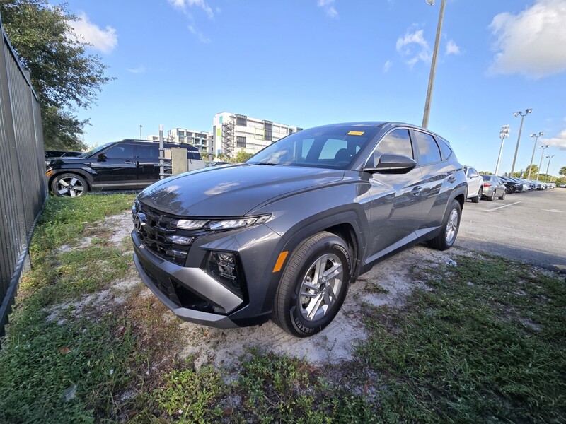 Used 2025 HYUNDAI TUCSON SE in PLANTATION, FLORIDA