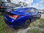 Used 2023 HYUNDAI ELANTRA SEL in PLANTATION, FLORIDA (Photo 4)