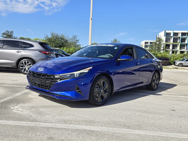 Used 2023 HYUNDAI ELANTRA SEL in PLANTATION, FLORIDA