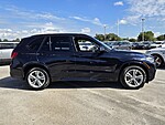 Used 2017 BMW X5 XDRIVE50I in PLANTATION, FLORIDA (Photo 4)