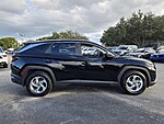 Used 2023 HYUNDAI TUCSON SE in PLANTATION, FLORIDA (Photo 4)