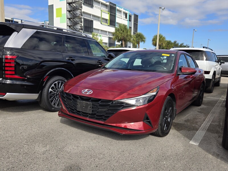 Used 2023 HYUNDAI ELANTRA SEL in PLANTATION, FLORIDA