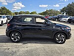 Used 2025 HYUNDAI VENUE SEL in PLANTATION, FLORIDA (Photo 4)