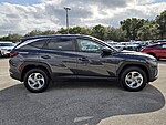 Used 2023 HYUNDAI TUCSON SE in PLANTATION, FLORIDA (Photo 4)