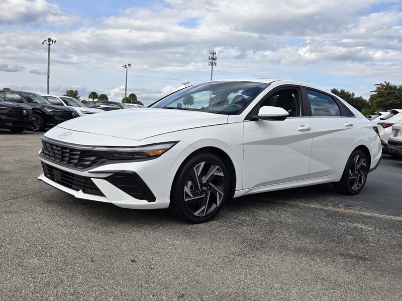 Used 2024 HYUNDAI ELANTRA SEL in PLANTATION, FLORIDA