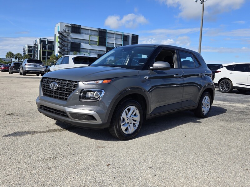 Used 2025 HYUNDAI VENUE SE in PLANTATION, FLORIDA