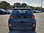 Used 2024 HYUNDAI VENUE SEL in PLANTATION, FLORIDA (Photo 6)