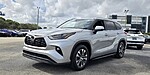 Used 2022 TOYOTA HIGHLANDER XLE in PLANTATION, FLORIDA