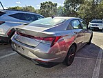 Used 2023 HYUNDAI ELANTRA SEL in PLANTATION, FLORIDA (Photo 5)