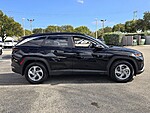 Used 2023 HYUNDAI TUCSON SEL in PLANTATION, FLORIDA (Photo 4)