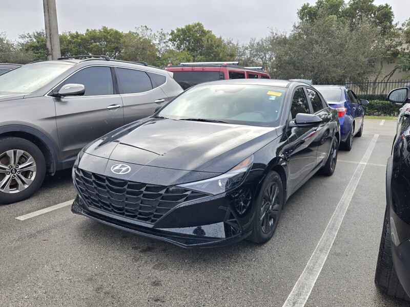 Used 2023 HYUNDAI ELANTRA SEL in PLANTATION, FLORIDA