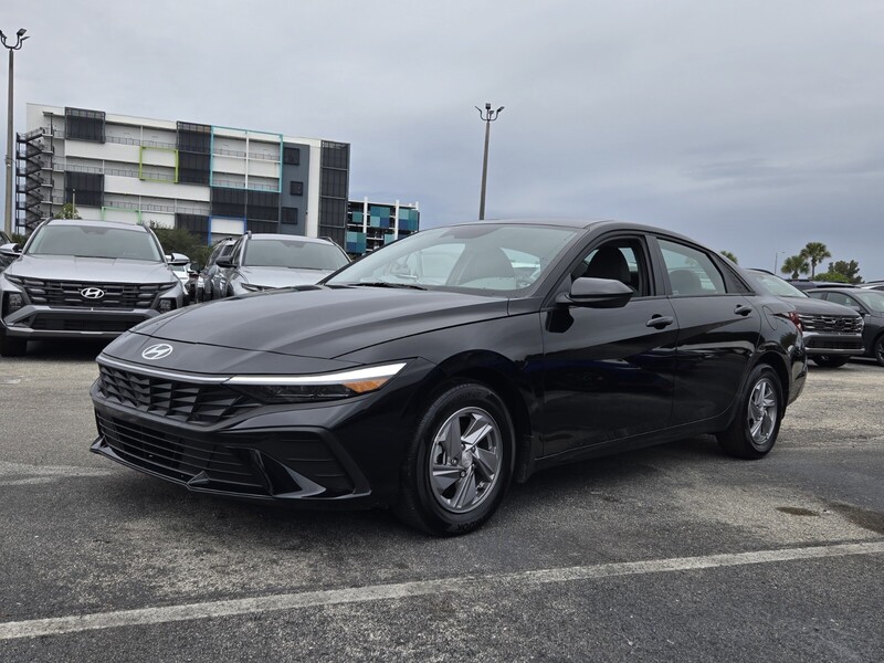 Used 2025 HYUNDAI ELANTRA SE in PLANTATION, FLORIDA