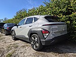 Used 2025 HYUNDAI KONA SEL in PLANTATION, FLORIDA (Photo 4)