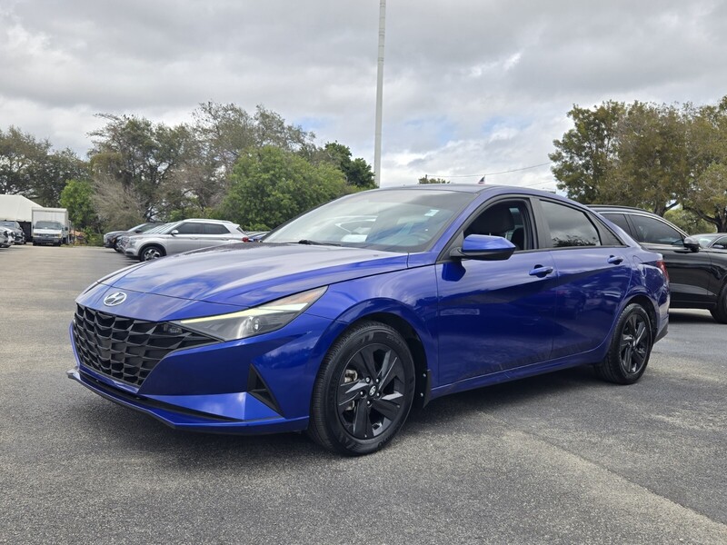 Used 2023 HYUNDAI ELANTRA SEL in PLANTATION, FLORIDA