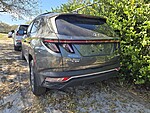 Used 2023 HYUNDAI TUCSON HYBRID BLUE in PLANTATION, FLORIDA (Photo 5)