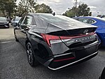 Used 2025 HYUNDAI ELANTRA SEL CONVENIENCE in PLANTATION, FLORIDA (Photo 6)