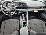 Used 2025 HYUNDAI ELANTRA SEL SPORT in PLANTATION, FLORIDA (Photo 12)
