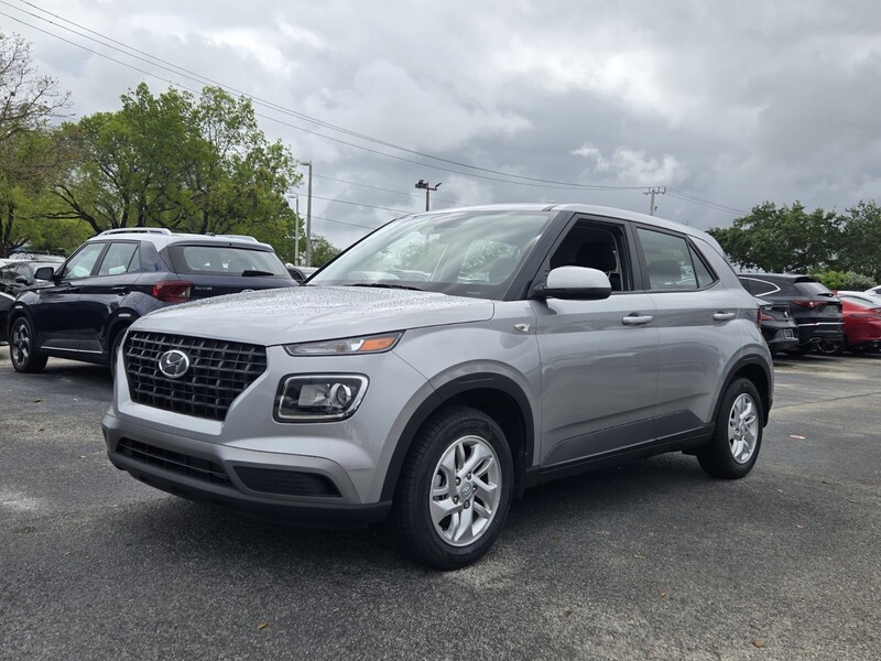 Used 2025 HYUNDAI VENUE SE in PLANTATION, FLORIDA